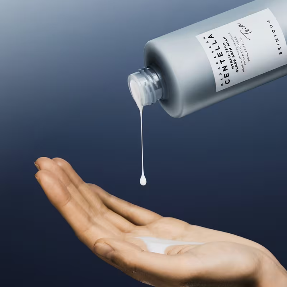 SKIN1004 Madagascar Centella Hyalu-Teca Glass Skin Milk 210ml